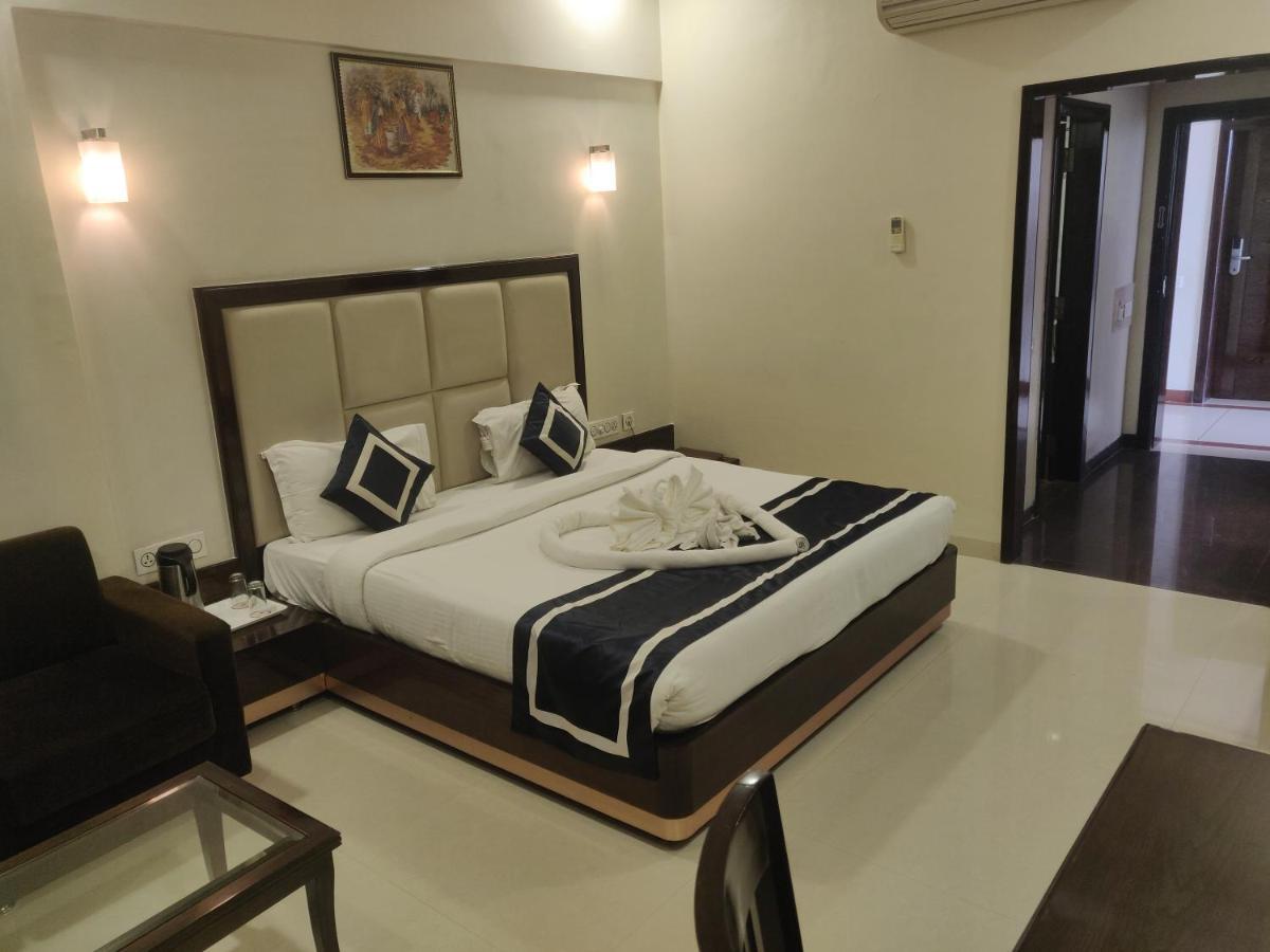 จันทรา อิมพีเรียล Hotel จ๊อดปูร์ ภายนอก รูปภาพ